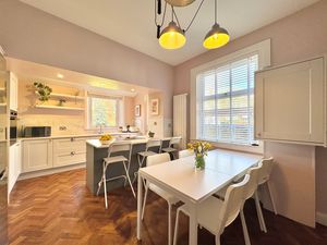 Photo 22- click for photo gallery